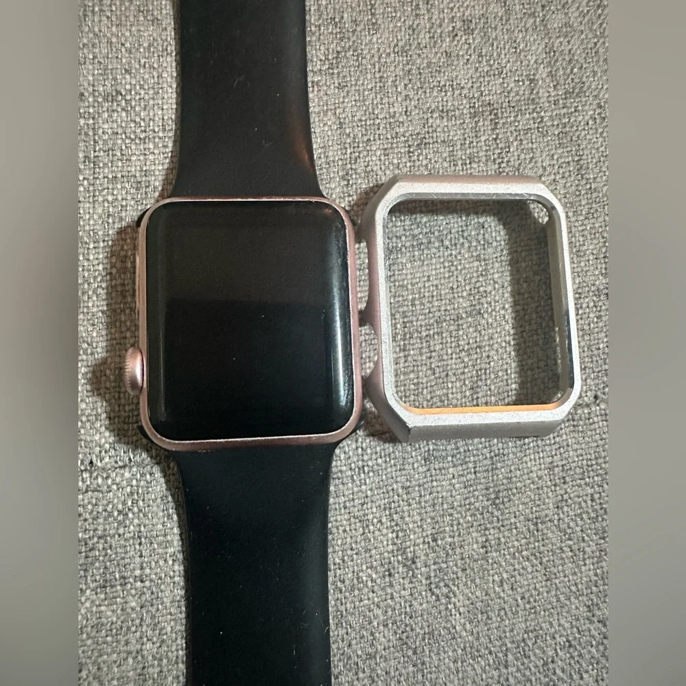 Apple Watch 38mm 7000 Series Rose Gold Black Band